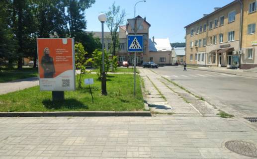 Citylight B in Mykolayiv (Lviv region), 1.8м.x1.2м.  m. Mikolaiv, st. L'vivs'ka/ pl. Rinok, pam. T.G. Sevcenku, Policia, Osadbank, Evromarket, Nas Kraj, Kopijocka ta in. Photo 1