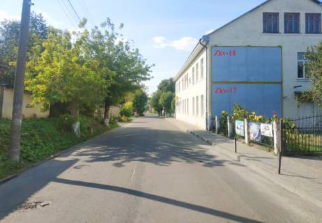 Billboard A in Zhovkva, 6x3м.  m. Zovkva, st. Konoval'ca 6A, central'na avtobusna stancia, produktovij bazar, promislovij bazar + velikij pisij tranzit Photo 1