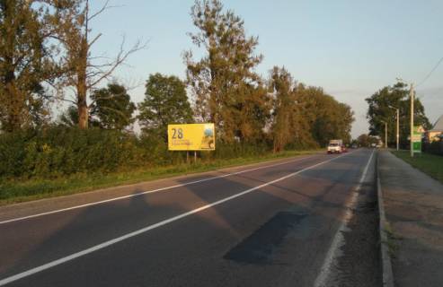 Billboard B in Soposhin, 6x3м.  с. Сопошин, виїзд з м. Жовква в напрямку м. Львів, траса Львів- Рава-Руська (М-09), поряд АЗК WOG, на АЗК Амік Photo 1