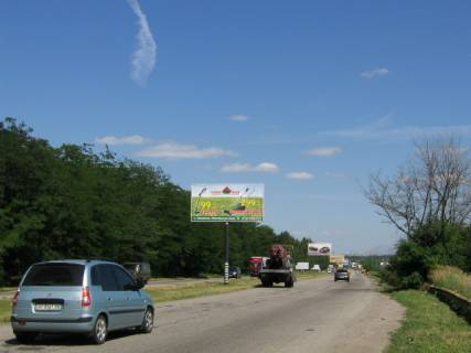 Billboard A in Zaporizhzhya, 3x6  135_Zaporoz'e_ul Tiraznaa, razdelitel', v"ezd v gorod Photo 1