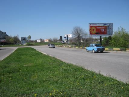 Billboard A in Zaporizhzhya 092_Zaporoz'e_av. Inzenera Preobrazenskogo /av.Ubilejnyj, krug, v centr (radom sm AMSTOR) Photo 1