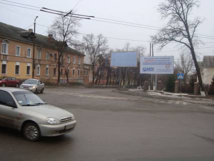 Billboard A in Kropyvnytskyi (Kirovograd), 3x6  st.Lunacars'kogo (st.Cornovola) Photo 1