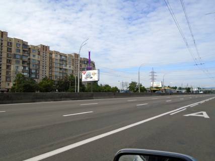 Billboard B in Kyiv, 6 X 3 м  av. Suhevica, 8 Photo 1