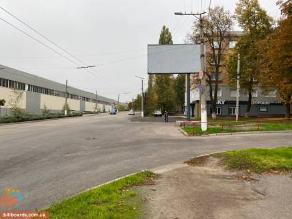 Billboard A in Kropyvnytskyi (Kirovograd), 3x6  perehresta prosp. Komunisticnij /st. Cornovola .  Photo 1