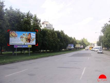 Billboard B in Kam'yanets-Podilsky, 6x3  prospekt Grusevs'kogo (kafe PlejBoj) Photo 1
