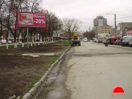Billboard B in Kam'yanets-Podilsky, 6x3  prospekt Grusevs'kogo (KredoBanku) Photo 1