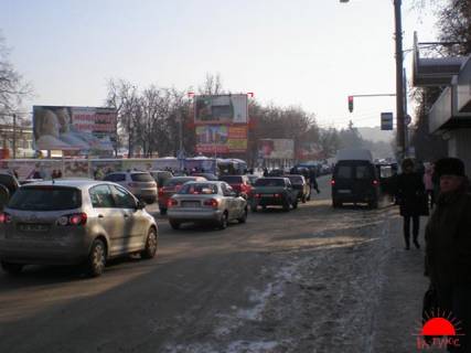 Prismatron, Prism B in Kam'yanets-Podilsky, 6x3  prospekt Grusevs'kogo - st. Soborna (verhnij - prizmatron) - 301677 Photo 1