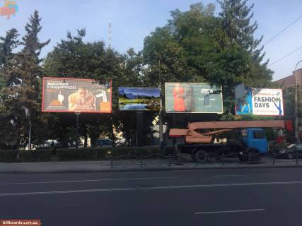 Video Billboard A in Lutsk, 4,2м*2,3м  st. Vinnicenka, 1 Navproti Centrol'nogo CUMu "Luc'k" - 301791 Photo 1