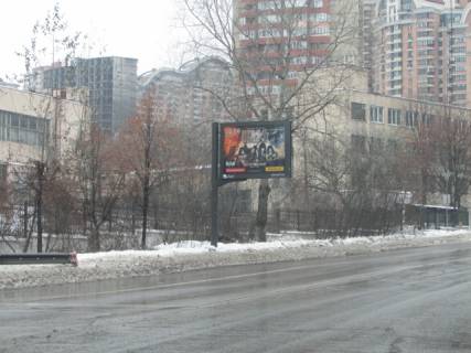 Scrolller, Scroll B in Kyiv, 3.14x2.32  Staronavodnic'ka, 12 (svitlofor)  ruh vid plosi GVVV, livoruc - 26932 Photo 1