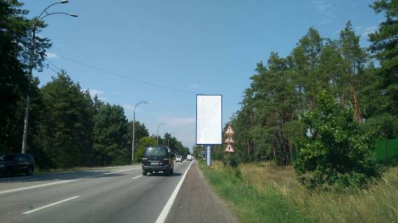 Backlight A in Kiev roads, 4x8  Stolicne sose / Konca Ozerna, ruh do Kieva Photo 1