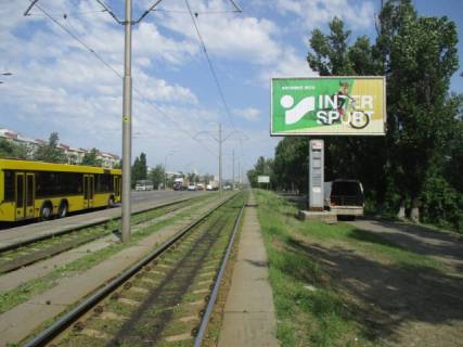Prismatron, Prism A in Kyiv, 6x3  Harkivs'ke sose, 46 navproti, ruh do Darnic'koi plosi - 196342 Photo 1