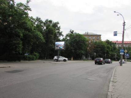 Video Billboard A in Kyiv, 3.14x2.32  Konoval'ca Evgena (Sorsa), 27 na svitlofori navproti supermarketu "Sil'po" - 335219 Photo 1