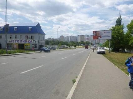 Prismatron, Prism A in Kyiv, 6x3  Zdolbunivs'ka, za 80 metriv do st. Revuc'kogo, ruh v napramku Dniprovs'koi nabereznoi - 195900 Photo 1
