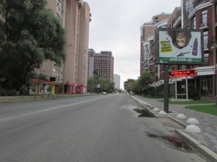 Scrolller, Scroll A in Kyiv, 3.14x2.32  Malevica Kazimira (Bozenka), 48 / Laboratorna - 195604 Photo 1