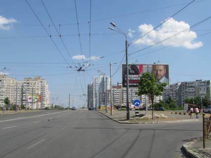 Prismatron, Prism A in Kyiv, 6x3  Cervonoi Kalini (V. Maakovs'kogo) pr-t, 54 (za 150 metriv do st. O.Ekster (M. Cvetaevoi)) - 196068 Photo 1