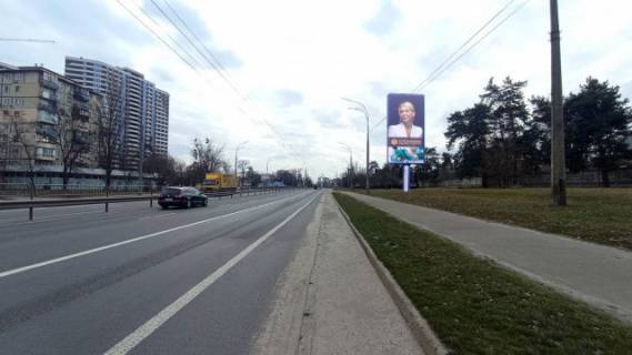 Backlight A in Kyiv, 8x4  Воскресенський (Перова б-р) пр-кт, 4 навпроти Photo 1