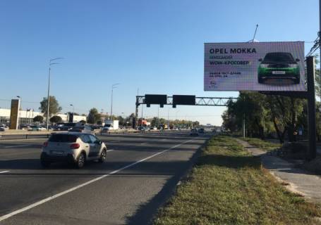 Video Billboard A in Kyiv, 6x3  Stolicne sose/Capaevs'ke sose (navav. salonu Mersedes, poruc. Domosfera) - 380356 Photo 1