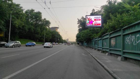 Video Billboard A in Kyiv, 3.14x2.32  Mihnovs'kogo M. (Dr. Narodiv) bul-r, 150m. vid Navodnic'koi pl. (GVVV) - 336373 Photo 1