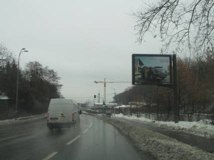 Scrolller, Scroll A in Kyiv, 3.14x2.32  Staronavodnic'ka, 12 (svitlofor)  ruh do plosi GVVV - 195849 Photo 1