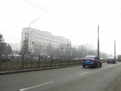 Billboard B in Kyiv, 6x3  Svatoslava Horobrogo (Narodnogo Opolcenna), 6 naproti Photo 1