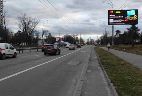 Video Billboard A in Kyiv, 6x3  Voskresens'kij (Perova b-r) pr-kt, 4 navproti - 391409 Photo 1