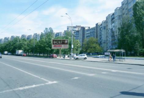 Prismatron, Prism A in Kyiv, 6x3  Georgia Gongadze (Radans'koi Ukraini) prospekt, 28 (zupinka misk. transp. Apteka) - 196486 Photo 1