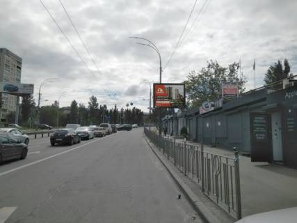 Video Billboard A in Kyiv, 3.14x2.32  Cokolivs'kij bul'var / Usins'kogo  ("Karavaevi Daci") - 298323 Photo 1