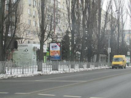 Citylight B in Kyiv, 1.2x1.8  Rusanivs'ka naberezna, 8/2 Photo 1