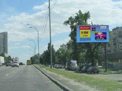 Video Billboard A in Kyiv, 6x3  Харківське шосе 16/Гашека бульвар, 500 м від Дарницької площі - 613442 Photo 1