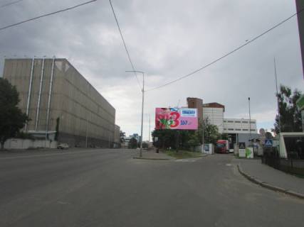 Video Billboard A in Kyiv, 6x3  Sklarenka Semena / Livars'ka (ruh v napramku vid centru mista) - 489058 Photo 1