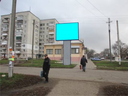 Billboard B in Krasnograd, 3х6  perekrestok st.Poltavskaa + st.Sevcenka (na Har'kov) Photo 1