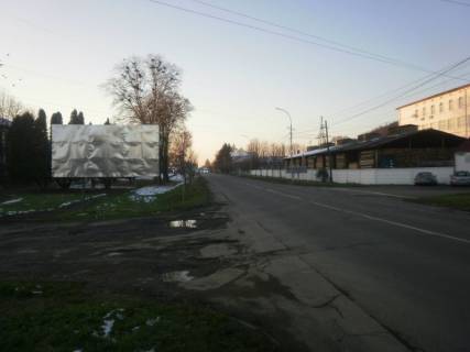 Billboard B in Beregovo, 3 х 6  Vst. Uzgorods'ka, vizd z m.Mukacevo (bila ZTO) Photo 1