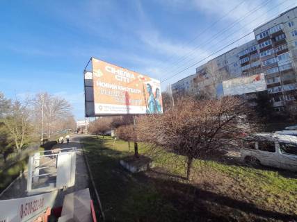Billboard B in Chernivtsi, 3*6  st. Geroiv Majdanu, 232 (zupinka "Onkolikarna") Photo 1