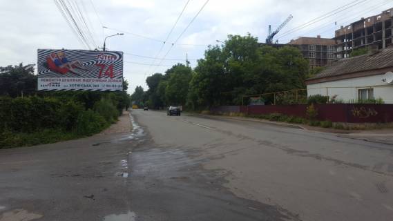 Billboard B in Chernivtsi, 3*6  na rozi vulic' Rus'koi ta O. Pcilki Photo 1