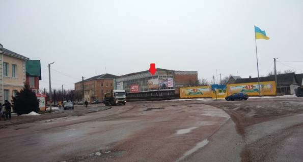 Billboard A in Chernyakhiv, 3х6  st. Lenina,2, centr, univermag, naprotiv "Vopak", levaa, v naav. na Zitomir Photo 1