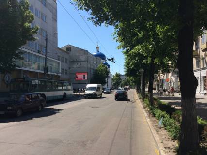 Video Billboard B in Zhytomyr, 2,8х4,8  st.Kievskaa, 20 - st.Mihajlovskaa, centr, "Ukrtelekom", pesehodnaa zona (kinoteatr, restorany, kafe), pravoslavnyj sobor - 382944 Photo 1