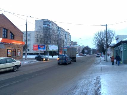 Video Billboard A in Zhytomyr, 2,28х3,04  st.S.Rihtera, 2-st.Kocergi, 2(centr goroda,"Privatbank","Eva",uvelirnyj salon "KUZ","Detskij mir","Vopak") - 382927 Photo 1