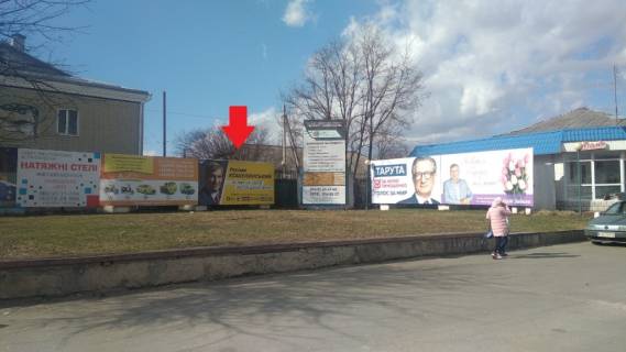 Billboard B in Malin, 3х6  pl. Sobornaa,  centr, otd.Aval', fasad, pravyj, ATB-250m Photo 1