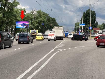 Video Billboard A in Kyiv, екран  Kil'ceva doroga / Zmerins'ka st. (naproti Spalernogo rinku) v storonu Prospektu Peremogi - 334004 Photo 1