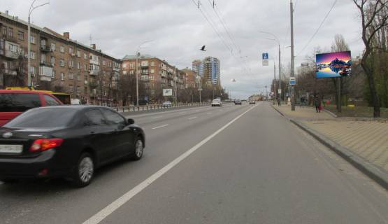 Video Billboard A in Kyiv, 3.14х2,32  Bul'var Druzbi Narodiv, 8, - 387996 Photo 1