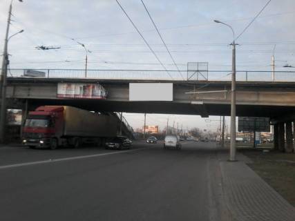 Non-Standard  in Lutsk slahoprovid po pr-tu Sobornosti do  Tam Tamu Photo 1