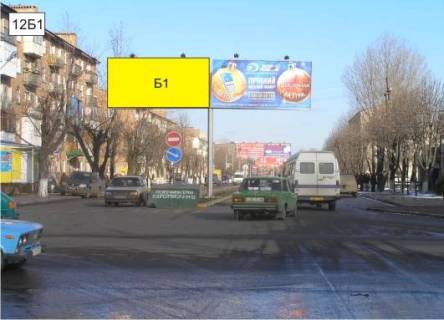 Billboard B in Podilsk (Kotovsk) pr-kt Peremogi na rozdilovij smuzi perpendikularno napramku ruhu navproti stomatologicnoi polikliniki Photo 1