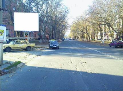 Backlight B in Kherson, 4x3  St.I.Kulika,114 Photo 1