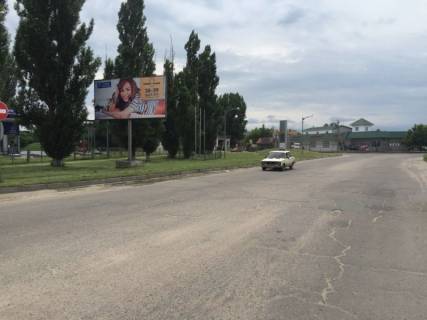 Billboard B in Kherson, 3x6  St. Poltavskoj/Domostroitel'noj Photo 1