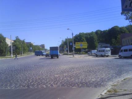 Billboard A in Kam'yanets-Podilsky, 3х6  perehresta av.Grusevs'kogo ta st.I.Franka Photo 1