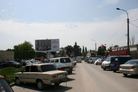 Billboard B in Kam'yanets-Podilsky, 3х6  perehresta st.Kn. Koriatoviciv ta st. Persotravneva (v'izd na avtovokzal) Photo 1