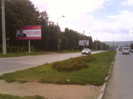 Billboard B in Kam'yanets-Podilsky, 3х6  perehresta av. Grusevs'kogo ta st.Panivec'koi (50m do st.Panivec'ka) Photo 1