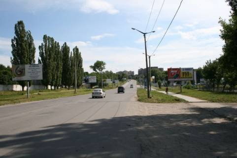 Billboard A in Kam'yanets-Podilsky, 3х6  Hmel'nic'ke sose bila avtostoanki KEMZ Photo 1