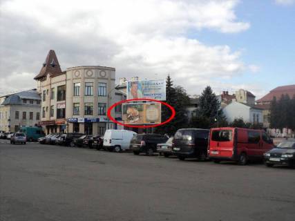 Video Billboard B in Nadvirna, 3x6  Majdan Sevcenka (pam'atnik Sevcenku) central'na plosa - 440403 Photo 1