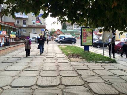 Citylight B in Nadvirna, 1,2x1,8  Coronovola, central'nij Univermag, mis'kij rinok, pisohidna zona, stoanka taksi Photo 1